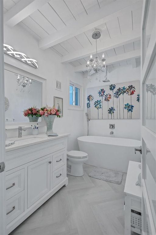 Image 27 of property listing at 643 CALLE DEL OTONO, Sarasota, FL 34242