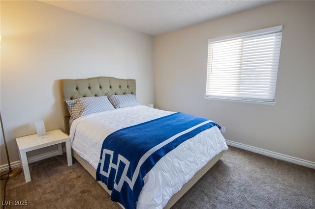 5278 Hilltop Street, Las Vegas, NV 89120