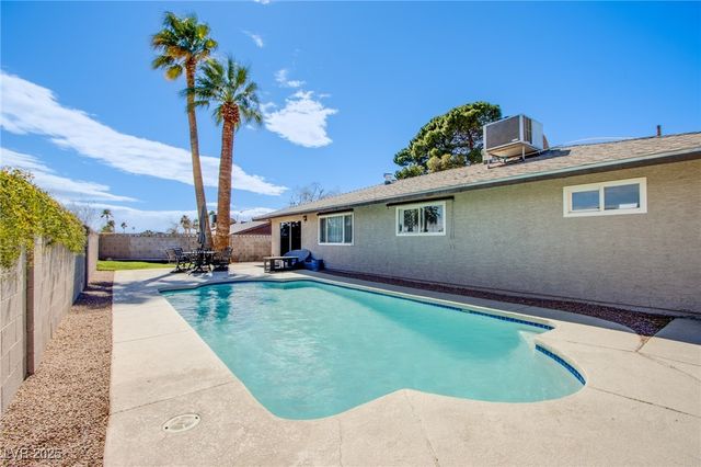 5278 Hilltop Street, Las Vegas, NV 89120