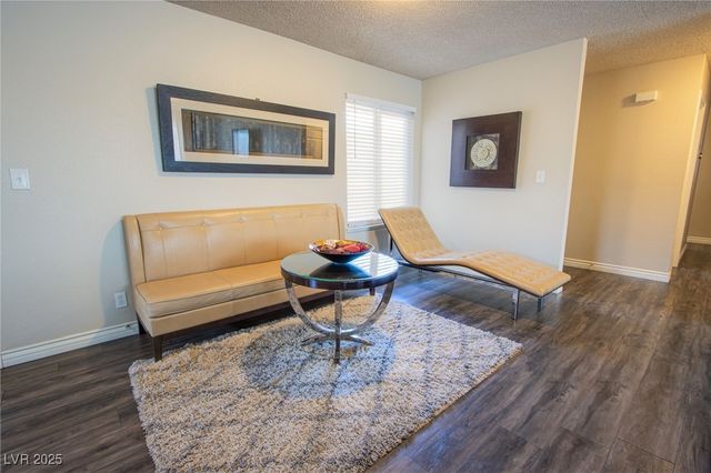 5278 Hilltop Street, Las Vegas, NV 89120