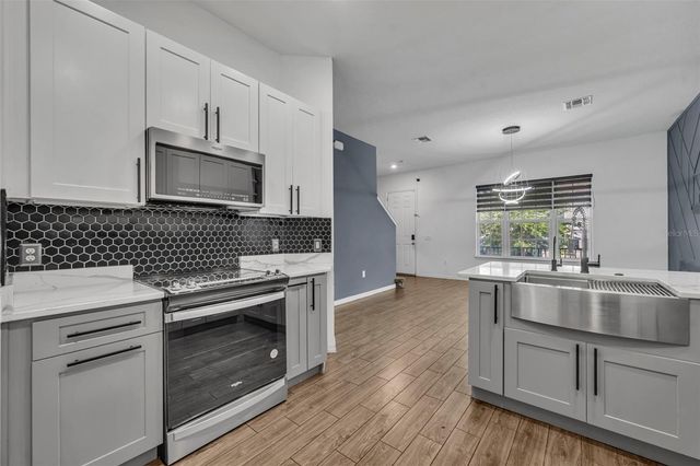 15078 WILLOW ARBOR CIRCLE, Orlando, FL 32824