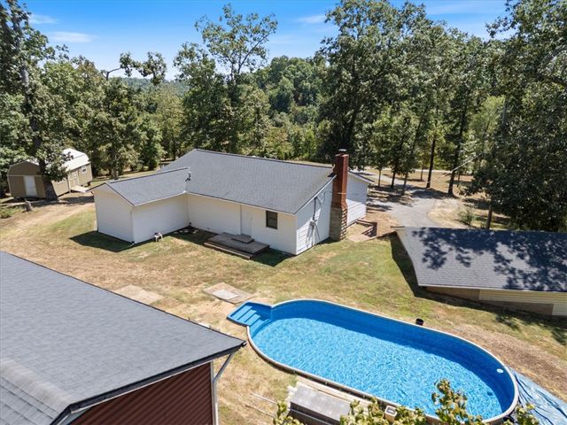 4003 Monte NE Road, Rogers, AR 72758
