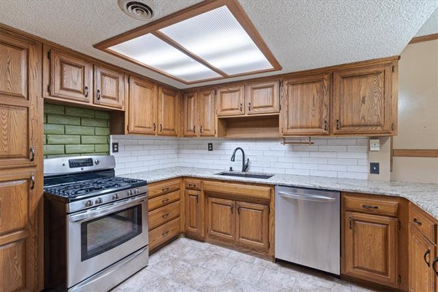 4003 Monte NE Road, Rogers, AR 72758