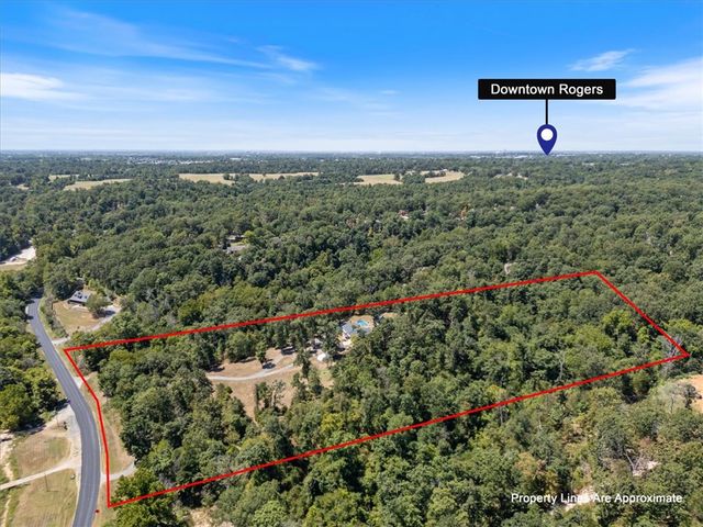 4003 Monte NE Road, Rogers, AR 72758