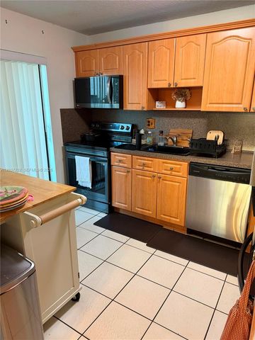 10445 SW 154th Ct 1, Miami, FL 33196