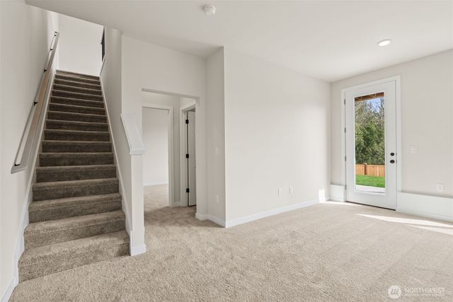 2073 NE Norseman Way, Poulsbo, WA 98370