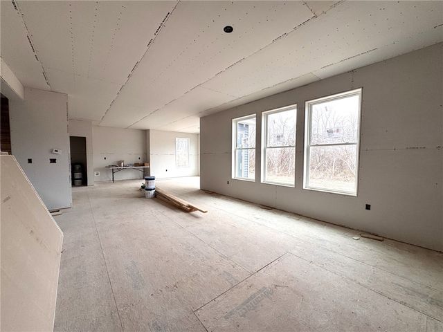 230 Bronze Leaf Trail, Greece, NY 14612