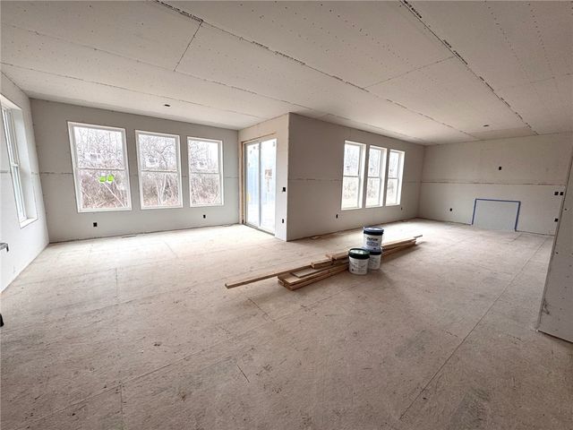 230 Bronze Leaf Trail, Greece, NY 14612