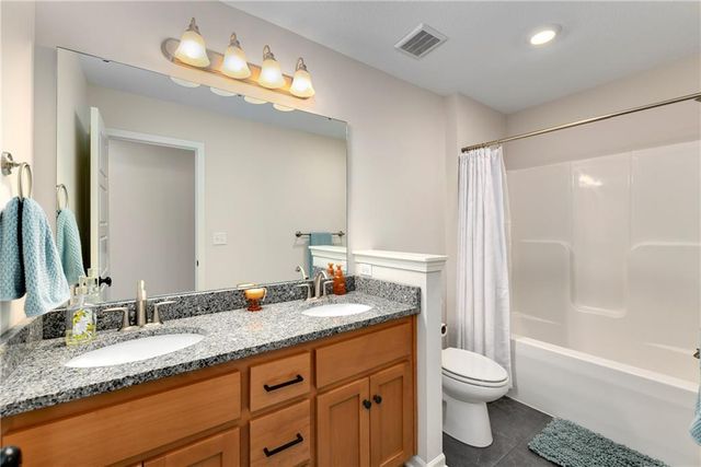 124 SE Briar Valley Lane, Blue Springs, MO 64064