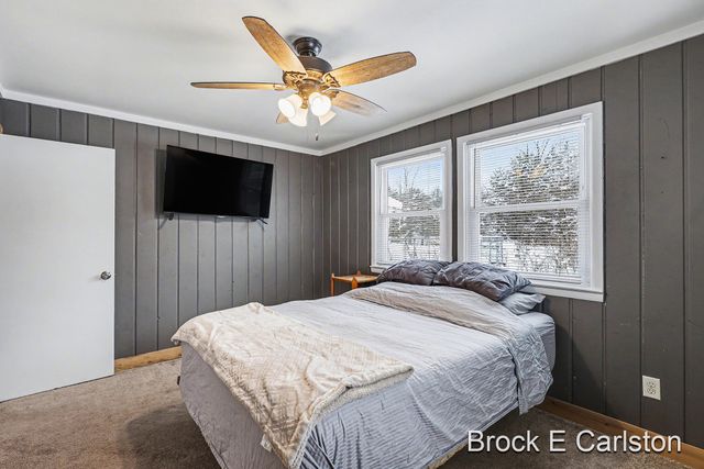 4249 S Hilton Park Road, Fruitport, MI 49415