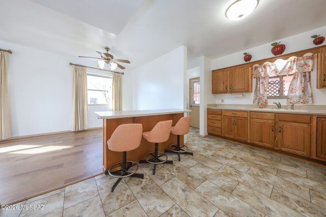 37 N Silverbell Road, Tucson, AZ 85745