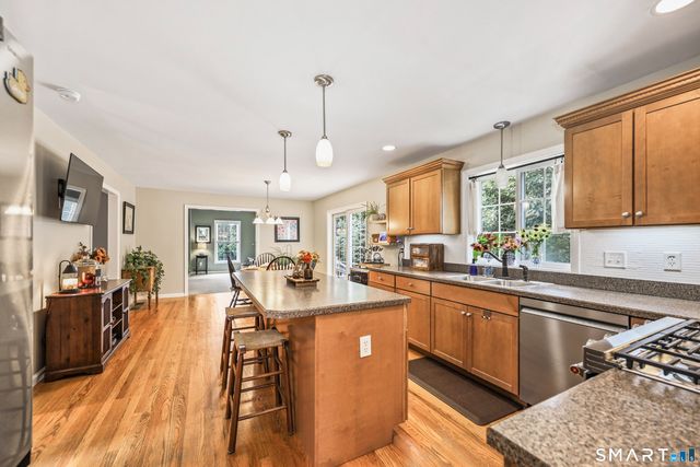 53 Howard Lane, Thomaston, CT 06787