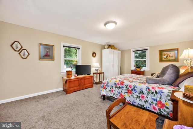 164 CHURCH RD, North Wales, PA 19454