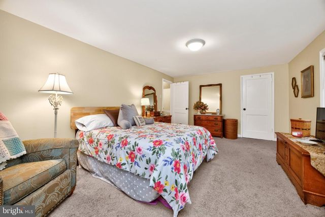 164 CHURCH RD, North Wales, PA 19454