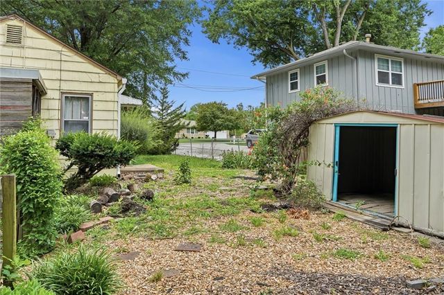 900 E 117th Street, Kansas City, MO 64131
