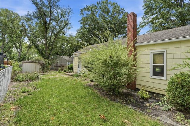 900 E 117th Street, Kansas City, MO 64131