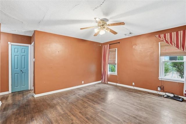 900 E 117th Street, Kansas City, MO 64131