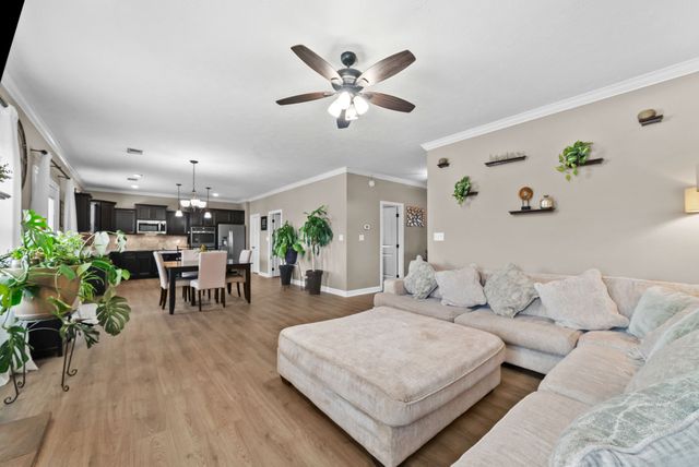 119 Overcrest Ct, Clarksville, TN 37043