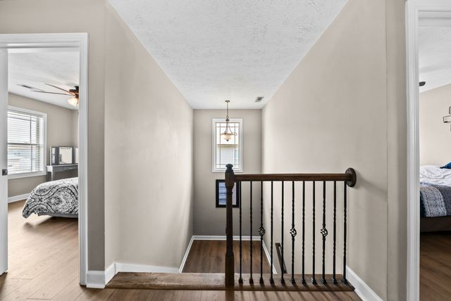 119 Overcrest Ct, Clarksville, TN 37043