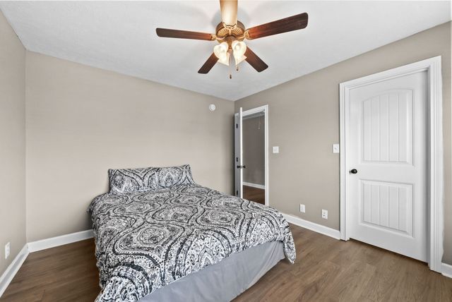 119 Overcrest Ct, Clarksville, TN 37043