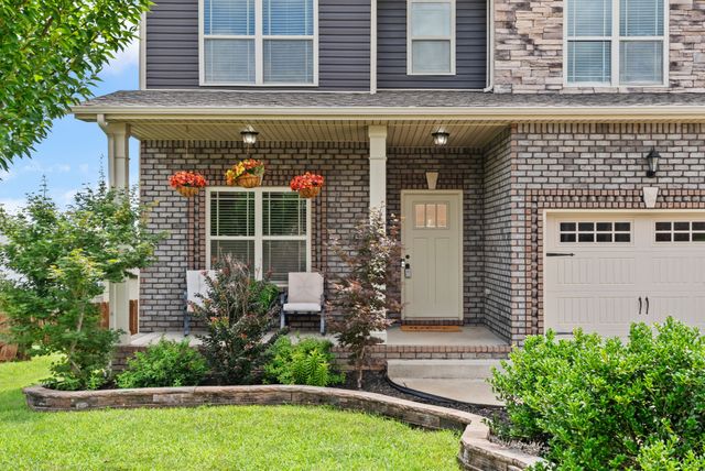 119 Overcrest Ct, Clarksville, TN 37043