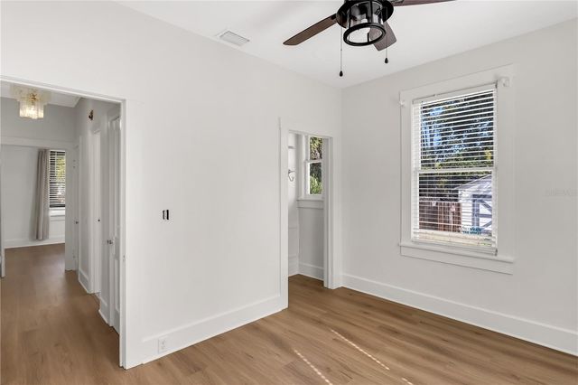 1924 3RD STREET S, St Petersburg, FL 33705