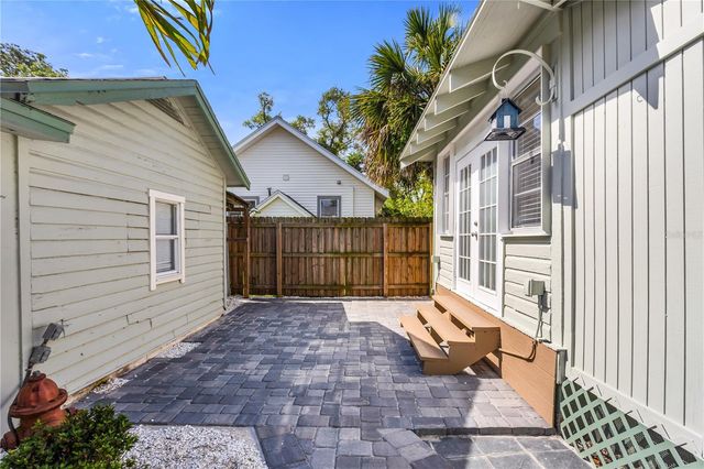 1924 3RD STREET S, St Petersburg, FL 33705