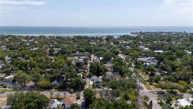 1924 3RD STREET S, St Petersburg, FL 33705
