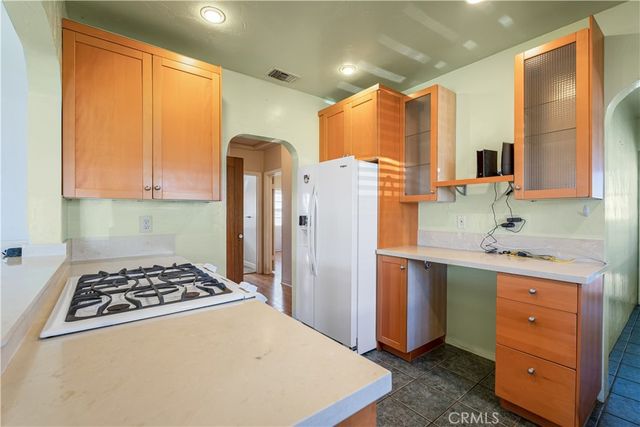 2307 Daisy Avenue, Long Beach, CA 90806