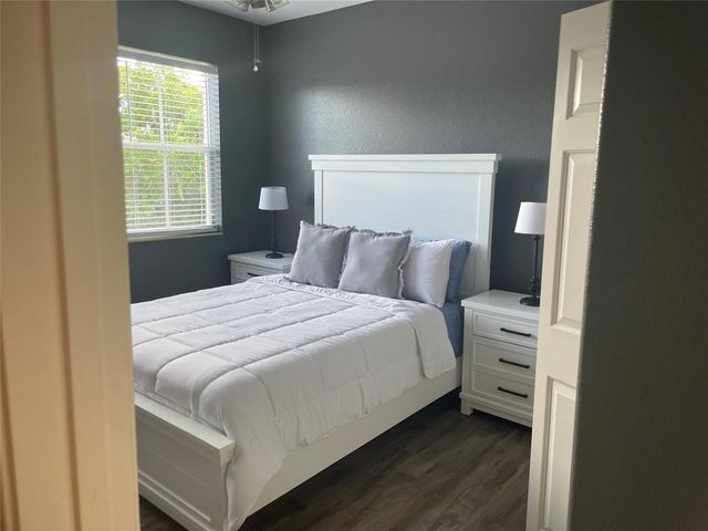 10690 Old Hammock Way, Wellington, FL 33414