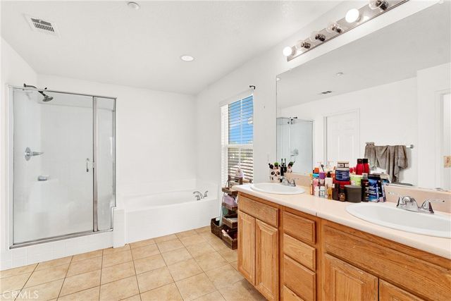 6229 Eaglemont, Fontana, CA 92336