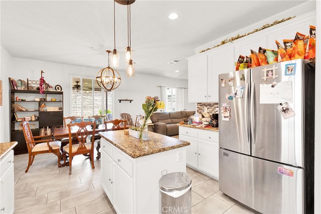 6229 Eaglemont, Fontana, CA 92336