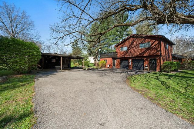 8135 Creek Woods Place, Deerfield Twp., OH 45039