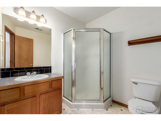 1004 Winona Cir, Loveland, CO 80537