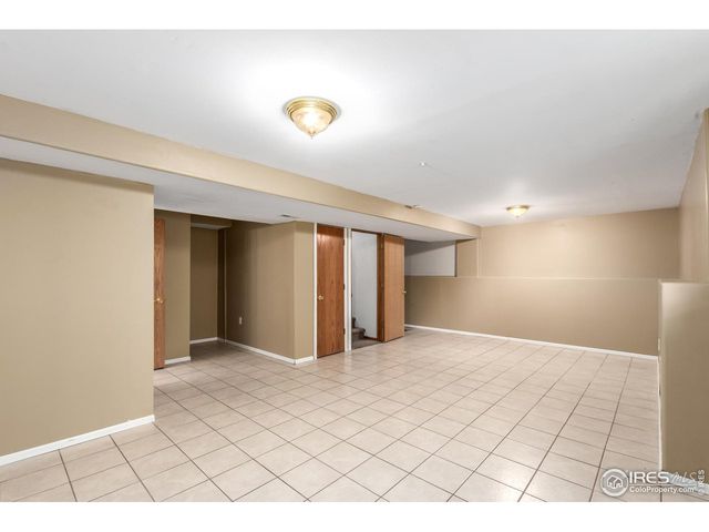 1004 Winona Cir, Loveland, CO 80537