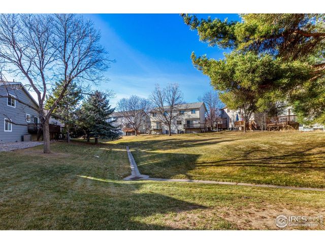 1004 Winona Cir, Loveland, CO 80537
