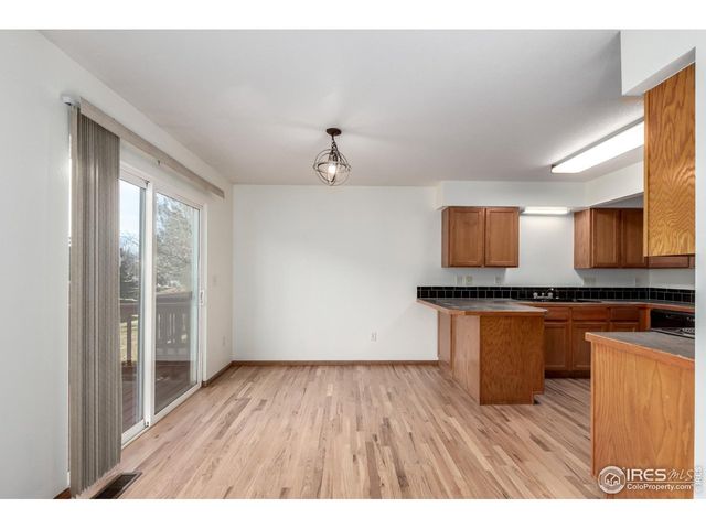 1004 Winona Cir, Loveland, CO 80537