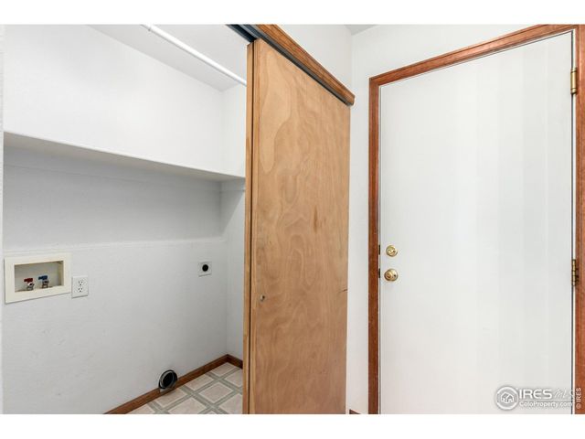 1004 Winona Cir, Loveland, CO 80537