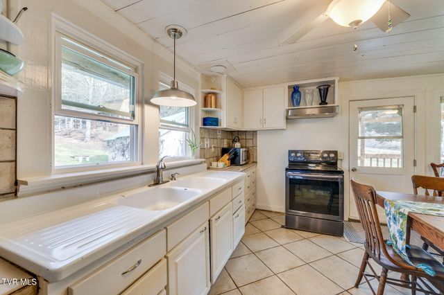 341 Locust Gap Road, Mountain City, TN 37683