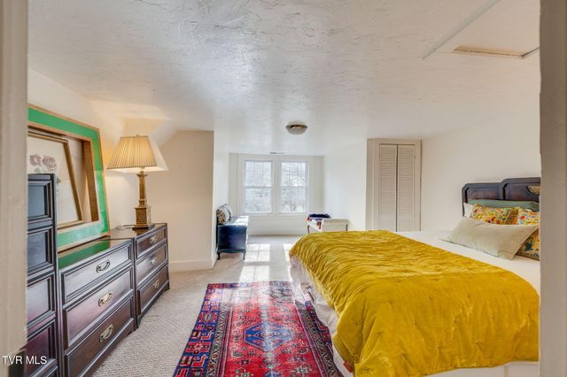 341 Locust Gap Road, Mountain City, TN 37683