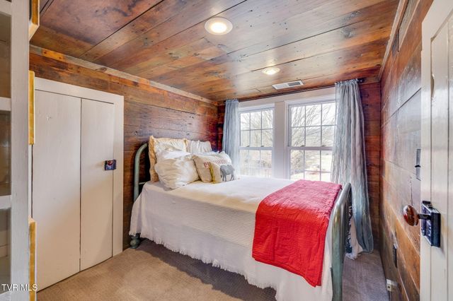 341 Locust Gap Road, Mountain City, TN 37683