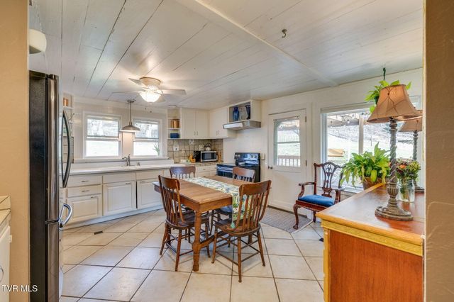 341 Locust Gap Road, Mountain City, TN 37683