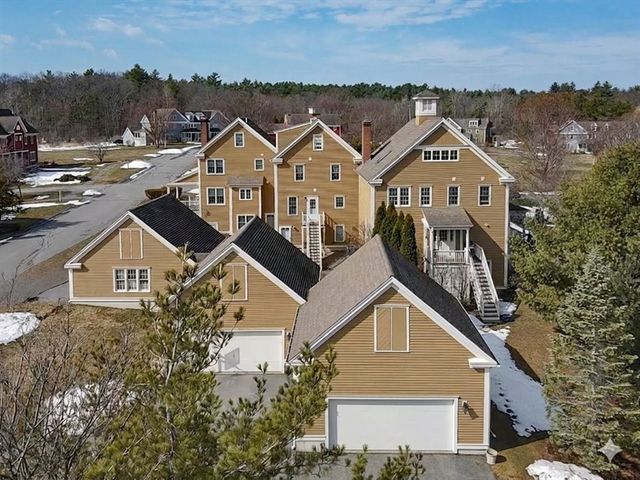 35 Lancaster County Rd 7A, Harvard, MA 01451