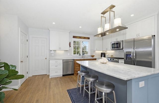 35 Lancaster County Rd 7A, Harvard, MA 01451