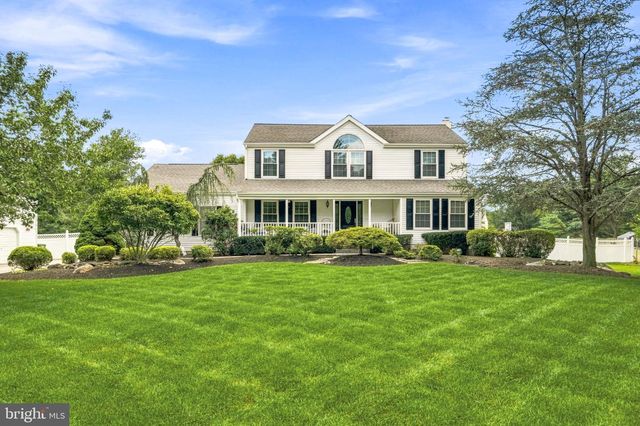 105 DEERFIELD AVE, Marlton, NJ 08053