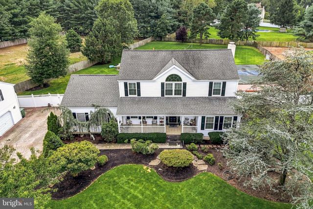 105 DEERFIELD AVE, Marlton, NJ 08053
