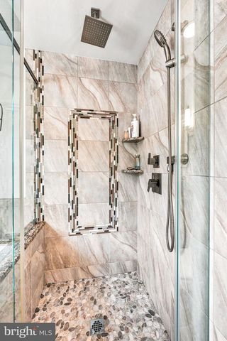105 DEERFIELD AVE, Marlton, NJ 08053