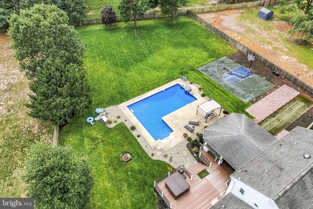 105 DEERFIELD AVE, Marlton, NJ 08053