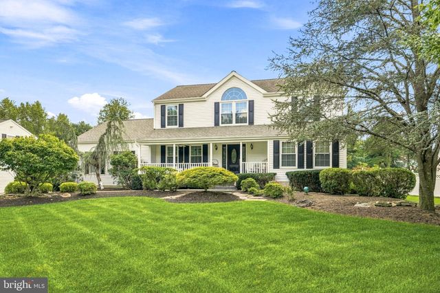 105 DEERFIELD AVE, Marlton, NJ 08053