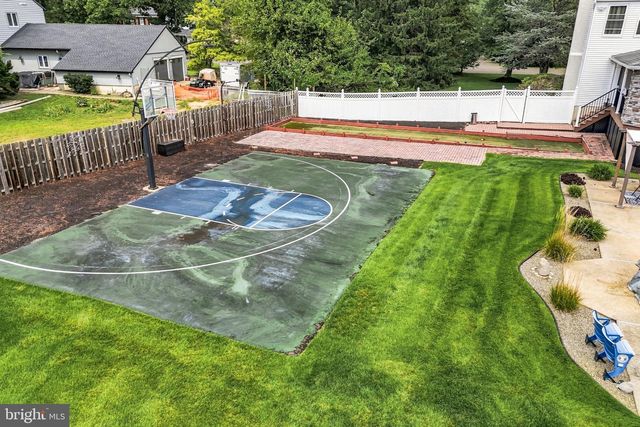 105 DEERFIELD AVE, Marlton, NJ 08053